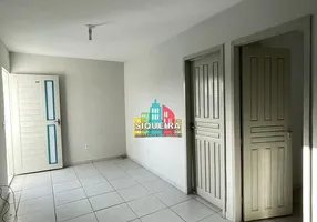 Foto 1 de Apartamento com 2 Quartos para alugar, 50m² em Massangana, Jaboatão dos Guararapes