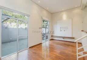 Foto 1 de Casa de Condomínio com 3 Quartos à venda, 340m² em Vila Madalena, São Paulo