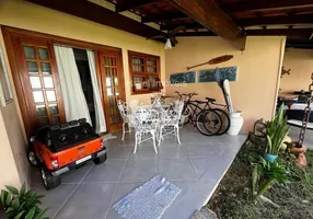 Foto 1 de Casa de Condomínio com 3 Quartos à venda, 120m² em Jardim Miramar, Caraguatatuba
