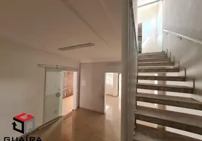 Foto 1 de Sobrado com 3 Quartos para alugar, 250m² em Osvaldo Cruz, São Caetano do Sul