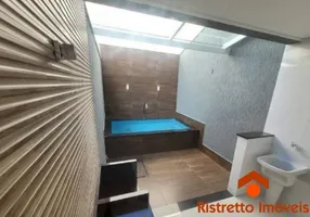 Foto 1 de Sobrado com 2 Quartos à venda, 69m² em Jardim D'abril, Osasco