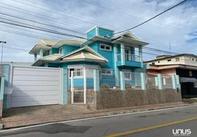 Foto 1 de Casa com 4 Quartos à venda, 320m² em Picadas do Sul, São José