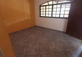 Foto 1 de Casa com 2 Quartos à venda, 141m² em Montanhão, São Bernardo do Campo