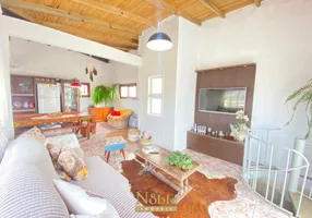 Foto 1 de Casa com 5 Quartos à venda, 300m² em Getúlio Vargas, Torres