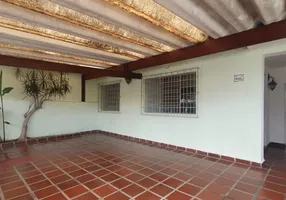 Foto 1 de Sobrado com 5 Quartos à venda, 260m² em Veleiros, São Paulo
