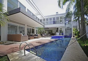 Foto 1 de Casa de Condomínio com 4 Quartos à venda, 789m² em Alphaville Residencial Zero, Barueri