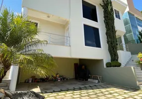 Foto 1 de Casa de Condomínio com 4 Quartos à venda, 350m² em Condominio Fazenda Da Serra, Belo Horizonte