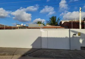 Foto 1 de Casa com 2 Quartos à venda, 90m² em Cajupiranga, Parnamirim