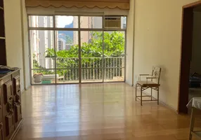 Foto 1 de Apartamento com 3 Quartos à venda, 111m² em Leblon, Rio de Janeiro