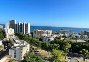 Foto 1 de Apartamento com 3 Quartos à venda, 144m² em Jardim Apipema, Salvador