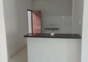 Foto 1 de Casa com 2 Quartos à venda, 50m² em Vila Canária, Salvador