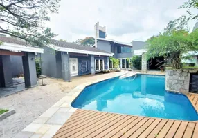 Foto 1 de Casa com 3 Quartos para alugar, 600m² em Jardim Passárgada, Cotia