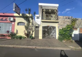 Foto 1 de Casa com 2 Quartos para alugar, 100m² em Centreville, São Carlos