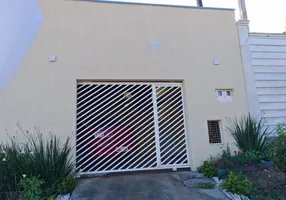 Foto 1 de Casa com 2 Quartos à venda, 247m² em Jardim Santa Rosa, Campina Grande do Sul