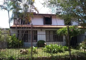 Foto 1 de Casa com 4 Quartos à venda, 205m² em Pedra Redonda, Porto Alegre