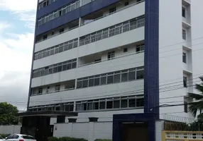 Foto 1 de Apartamento com 4 Quartos à venda, 130m² em Fátima, Fortaleza