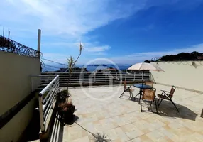 Foto 1 de Casa com 3 Quartos à venda, 227m² em  Praia da Bandeira, Rio de Janeiro