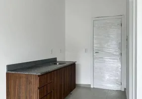 Foto 1 de Apartamento com 1 Quarto para alugar, 26m² em Centro, Balneário Camboriú