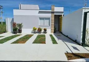 Foto 1 de Casa com 2 Quartos à venda, 80m² em Parque Atheneu, Goiânia