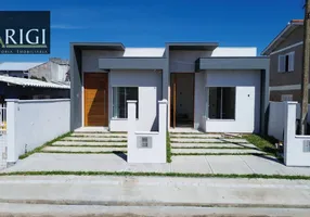Foto 1 de Casa com 2 Quartos à venda, 74m² em Zona Nova, Tramandaí