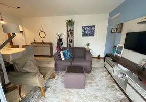 Foto 1 de Apartamento com 2 Quartos à venda, 77m² em Trindade, Florianópolis