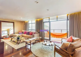 Foto 1 de Apartamento com 3 Quartos para alugar, 180m² em Ingá, Niterói