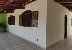 Foto 1 de Casa com 3 Quartos à venda, 175m² em Pedra Azul, Contagem