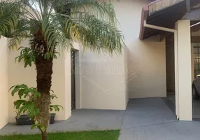 Foto 1 de Imóvel Comercial com 3 Quartos para alugar, 267m² em Jardim das Roseiras, Araraquara