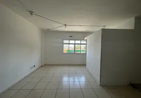 Foto 1 de Sala Comercial para alugar, 35m² em Vila Curuçá, Santo André