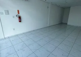 Foto 1 de Sala Comercial para alugar, 38m² em Espinheiros, Itajaí