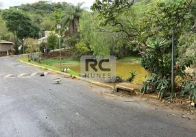 Foto 1 de Lote/Terreno à venda, 810m² em Veredas das Geraes, Nova Lima