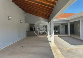 Foto 1 de Casa com 4 Quartos à venda, 1080m² em Jardim Shangri La, Cuiabá