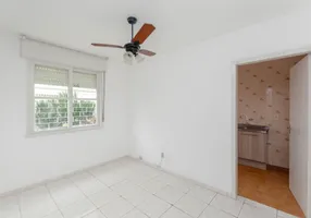 Foto 1 de Apartamento com 2 Quartos para alugar, 50m² em Cavalhada, Porto Alegre