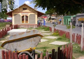 Foto 1 de Casa com 2 Quartos à venda, 65m² em Sabaúna, Mogi das Cruzes