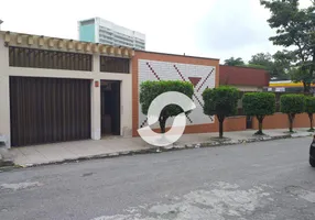Foto 1 de Imóvel Comercial com 3 Quartos à venda, 270m² em Estrela do Norte, São Gonçalo