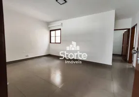 Foto 1 de Casa com 3 Quartos à venda, 190m² em Santa Mônica, Uberlândia