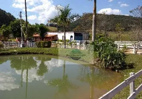 Foto 1 de Fazenda/Sítio com 5 Quartos à venda, 1000m² em Centro, Caconde