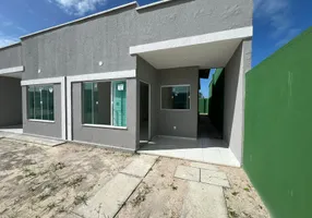 Foto 1 de Casa de Condomínio com 2 Quartos para alugar, 59m² em Curicaca, Caucaia