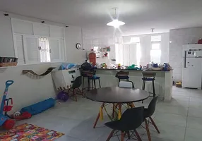 Foto 1 de Casa com 3 Quartos à venda, 190m² em Lagoa Nova, Natal