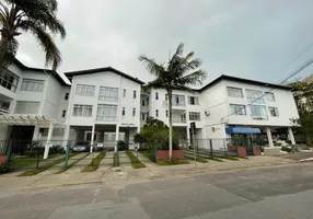 Foto 1 de Apartamento com 3 Quartos para alugar, 130m² em Canasvieiras, Florianópolis
