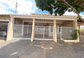 Foto 1 de Sobrado com 3 Quartos para venda ou aluguel, 79m² em Centro, Campo Grande