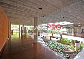 Foto 1 de Casa com 6 Quartos à venda, 976m² em Cidade Jardim, São Paulo