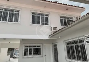 Foto 1 de Casa com 5 Quartos à venda, 268m² em Barreiros, São José