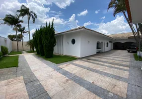 Foto 1 de Casa com 4 Quartos à venda, 700m² em Vila Oliveira, Mogi das Cruzes