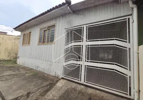 Foto 1 de Casa com 3 Quartos para alugar, 15m² em Marília, Marília