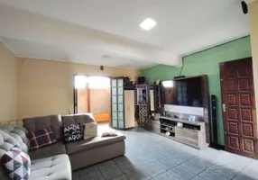 Foto 1 de Sobrado com 3 Quartos à venda, 193m² em Vila Dirce, Mauá