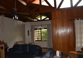 Foto 1 de Casa com 2 Quartos à venda, 230m² em Ipanema, Porto Alegre
