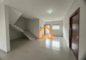 Foto 1 de Casa com 3 Quartos à venda, 120m² em Bom Retiro, Joinville