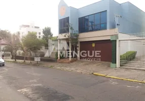 Foto 1 de Casa com 3 Quartos à venda, 330m² em Jardim Lindóia, Porto Alegre