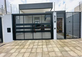 Foto 1 de Casa com 3 Quartos à venda, 125m² em Jardim Munique, Maringá